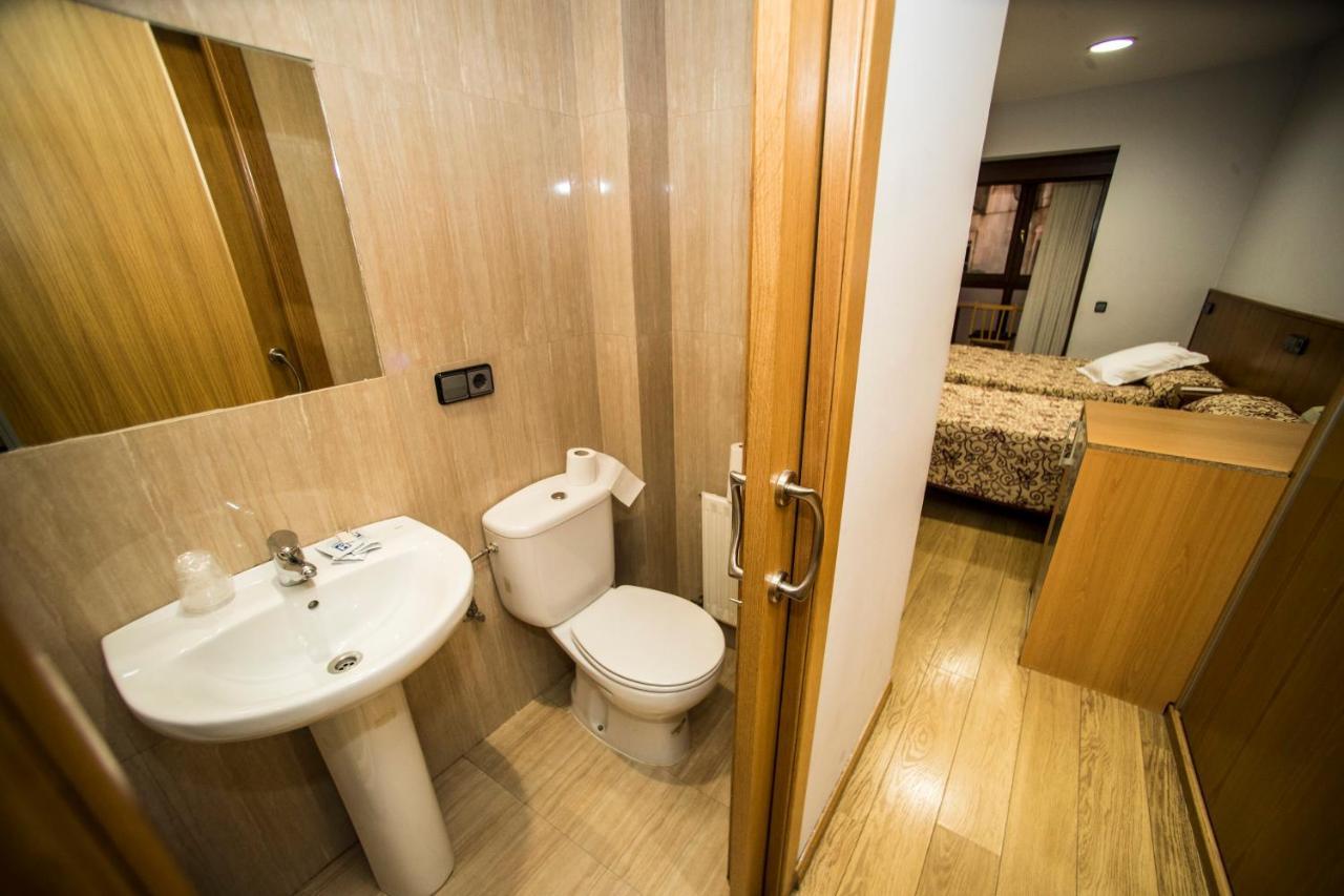 Hostal Caballeros سوريا المظهر الخارجي الصورة