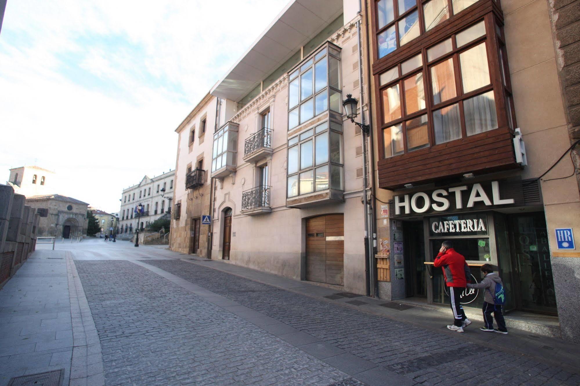 Hostal Caballeros سوريا المظهر الخارجي الصورة
